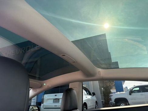 Used 2022 Tesla Model 3 RWD image 13