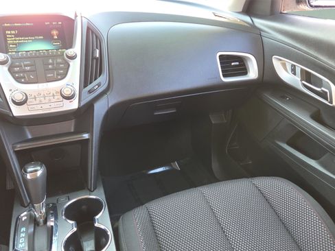 Used 2017 Chevrolet Equinox LS image 14