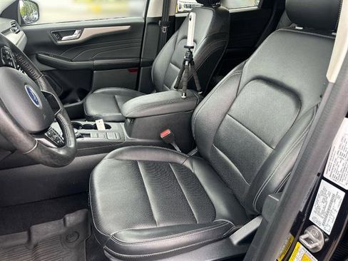 Used 2021 Ford Escape SEL image 36