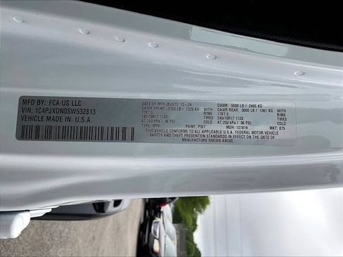 Used 2025 Jeep Wrangler Unlimited Sport AWD/4WD image 19