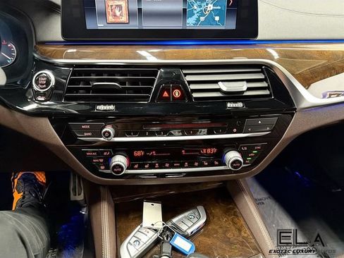 Used 2018 BMW 540i RWD image 17