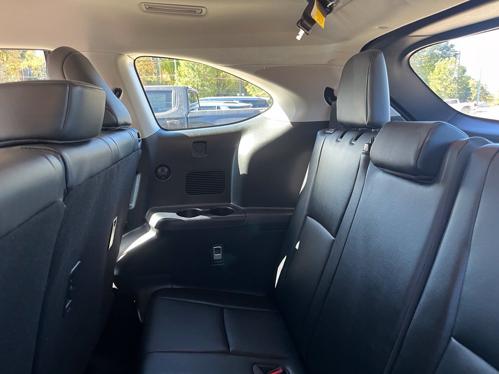 Used 2023 Toyota Highlander XLE AWD/4WD image 31