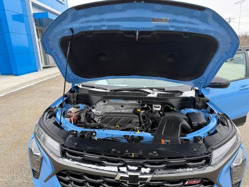 Certified 2024 Chevrolet Trax RS image 23