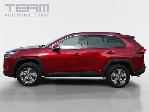 Used 2024 Toyota RAV4 XLE image 4