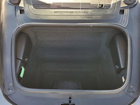 Used 2024 Porsche 718 Cayman image 10