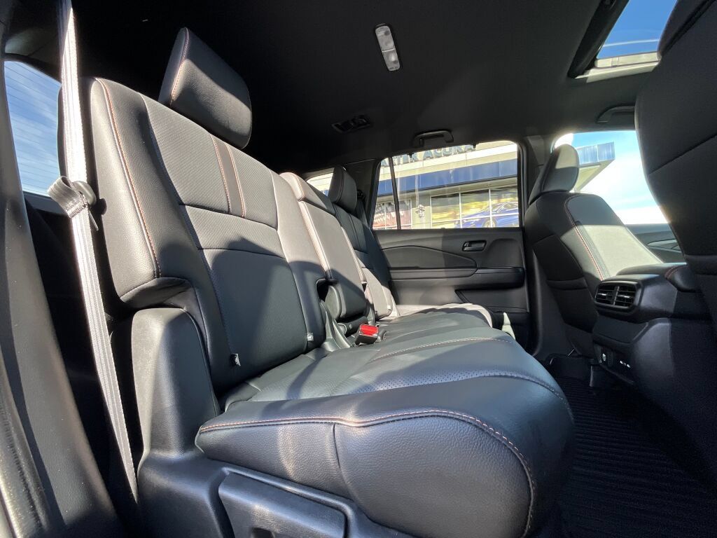 Used 2024 Honda Passport TrailSport image 13