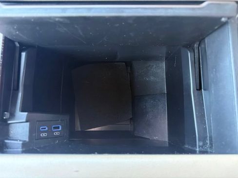 Used 2021 Toyota Sienna XLE FWD image 44