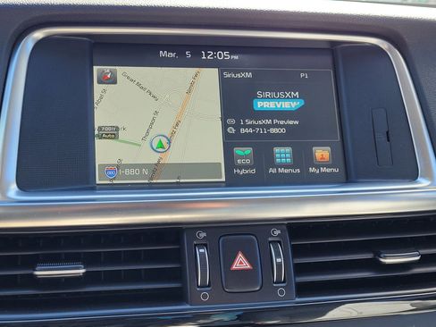 Used 2018 Kia Optima EX image 23