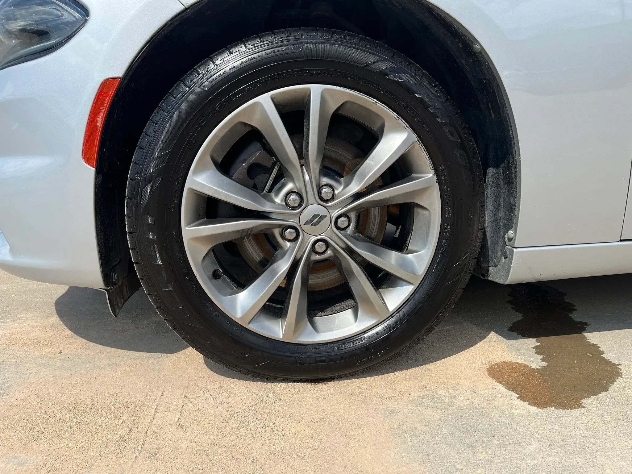 Used 2020 Dodge Charger SXT AWD/4WD image 19