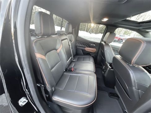 Certified 2024 GMC Canyon AT4 w/ AT4 Premium Package image 27