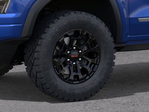 New 2026 GMC Canyon Elevation w/ Convenience Package RWD image 9