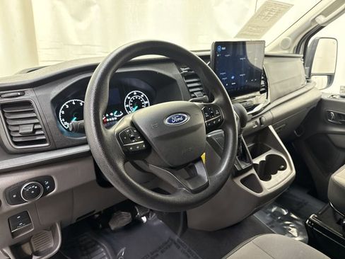 Used 2024 Ford Transit 350 XLT image 15