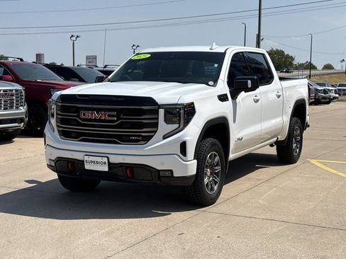 Used 2025 GMC Sierra 1500 AT4 AWD/4WD image 9