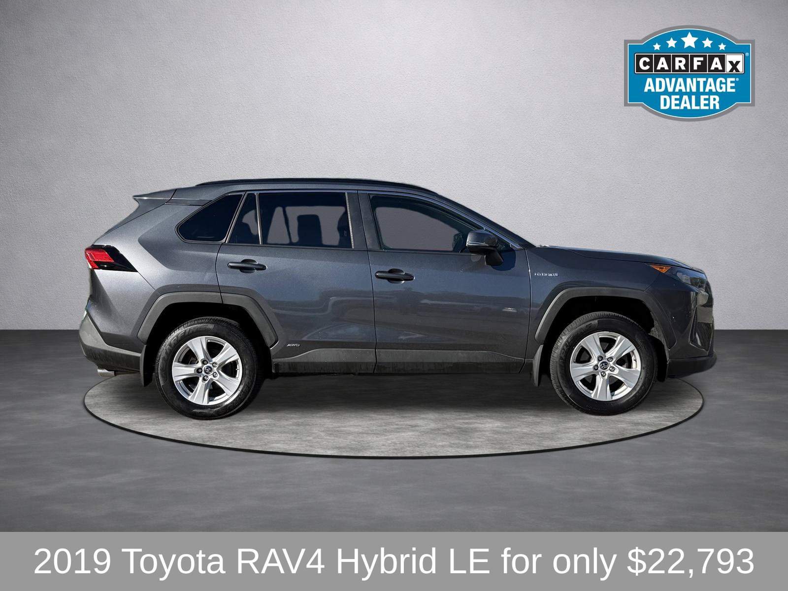 Used 2019 Toyota RAV4 LE w/ Carpet Mat Package AWD/4WD image 2