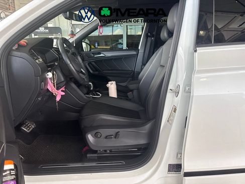 Used 2023 Volkswagen Tiguan SE R-Line AWD/4WD image 6