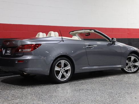 Used 2015 Lexus IS 250C image 8