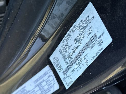 Used 2019 Ford F350 Lariat w/ Lariat Ultimate Package AWD/4WD image 26