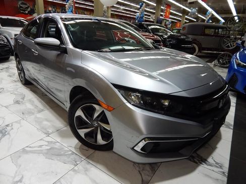 Used 2020 Honda Civic LX image 1