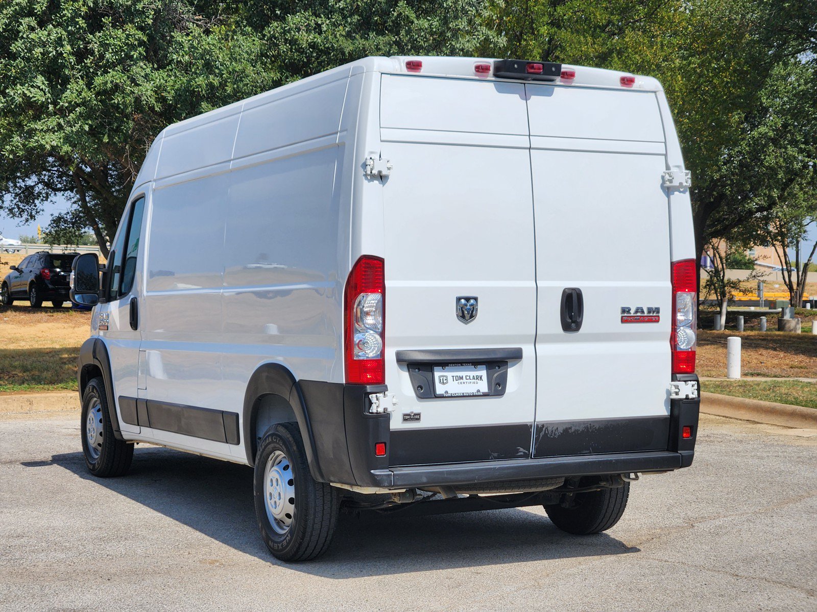 Used 2021 RAM ProMaster 1500 w/ Convenience Group FWD image 4