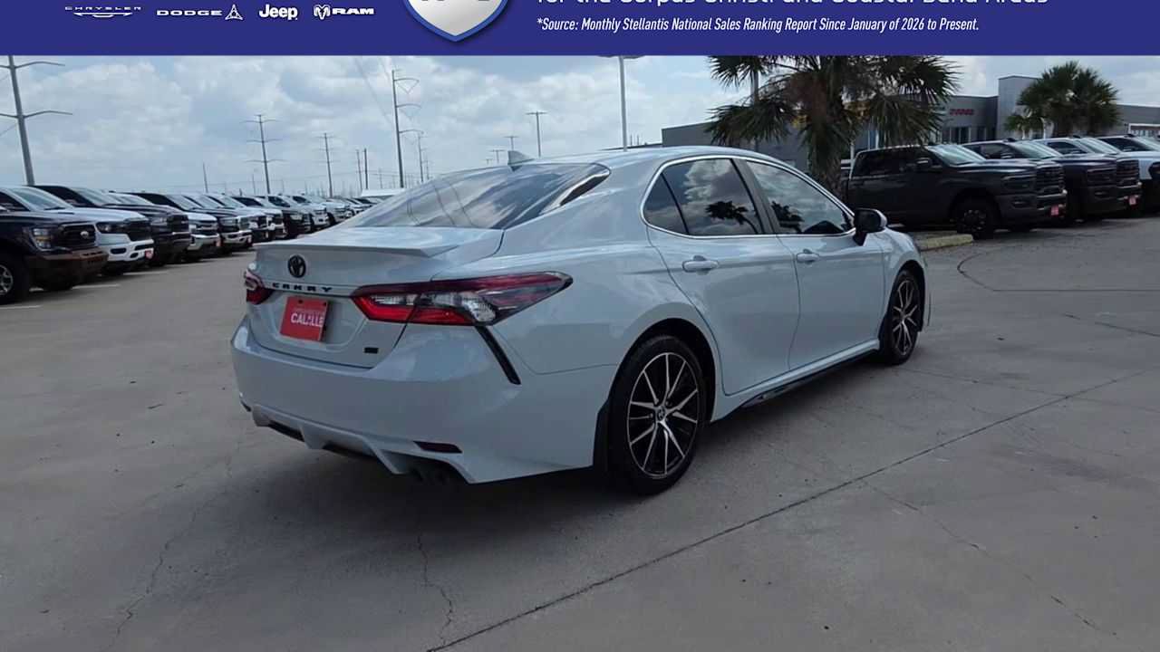 Used 2023 Toyota Camry SE w/ Convenience Package FWD image 8