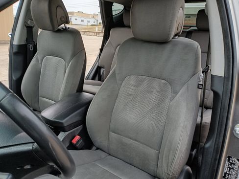 Used 2014 Hyundai Santa Fe Sport w/ Popular Equipment Package 02 image 21