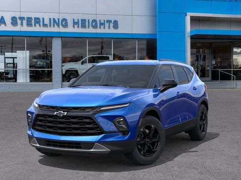 New 2025 Chevrolet Blazer LT w/ Convenience Package image 6