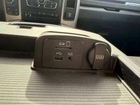 Used 2016 RAM 1500 Big Horn image 25