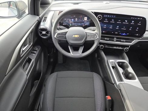 Certified 2026 Chevrolet Equinox EV LT image 26