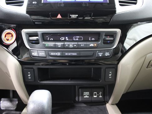 Used 2019 Honda Ridgeline RTL-E image 17