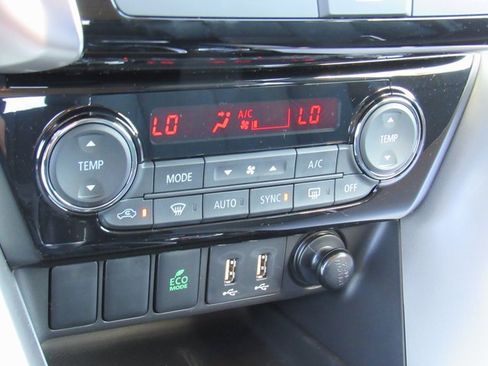 New 2026 Mitsubishi Eclipse Cross SE image 17