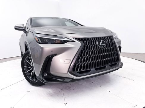 Used 2024 Lexus NX 350h AWD w/ Vision Package image 9