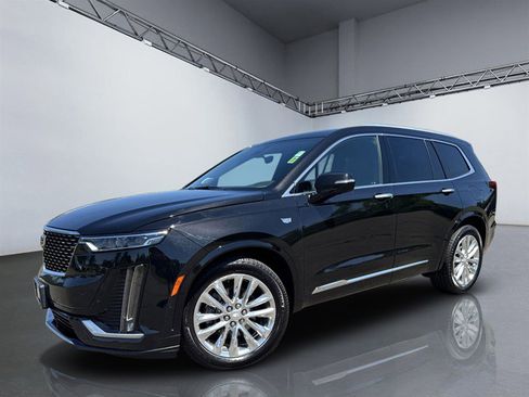 Used 2020 Cadillac XT6 Premium Luxury w/ Platinum Package AWD/4WD image 35