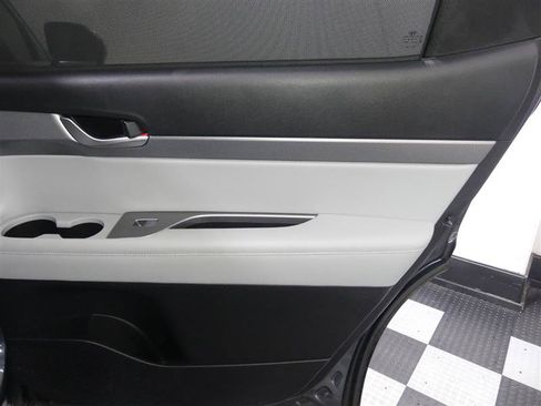 Used 2020 Hyundai Palisade SEL w/ Premium Package FWD image 27