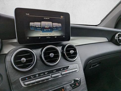 Used 2019 Mercedes-Benz GLC 300 4MATIC image 12