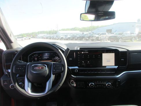 New 2026 GMC Sierra 3500 SLE w/ SLE Value Package AWD/4WD image 14