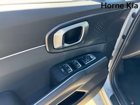 New 2026 Kia Sorento EX image 9