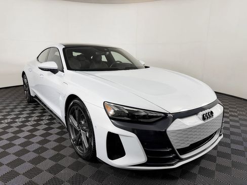 Used 2022 Audi e-tron GT Prestige w/ Prestige Package AWD/4WD image 5
