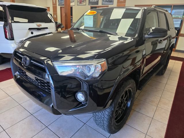 Used 2020 Toyota 4Runner SR5 RWD image 1