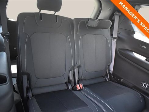 New 2025 Jeep Grand Cherokee L Laredo w/ Luxury Tech Group I image 21