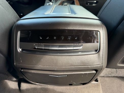Used 2022 Cadillac Escalade Sport Platinum image 26