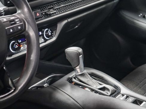 Used 2024 Honda HR-V LX image 26