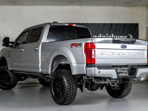 Used 2020 Ford F250 Lariat w/ Lariat Ultimate Package image 11