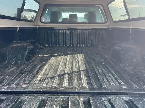 Used 2015 Ford F350 XL w/ Power Equipment Group image 28