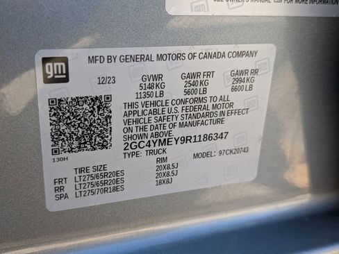 Used 2024 Chevrolet Silverado 2500 Custom w/ Custom Value Package image 25