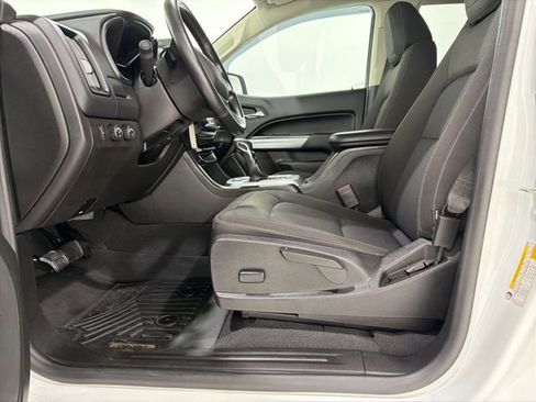 Used 2022 Chevrolet Colorado LT w/ LT Convenience Package image 14