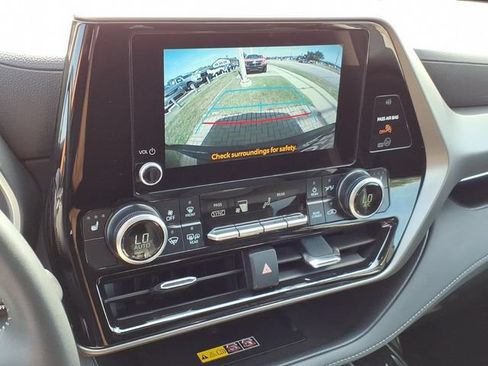 Used 2026 Toyota Highlander XLE AWD/4WD image 27