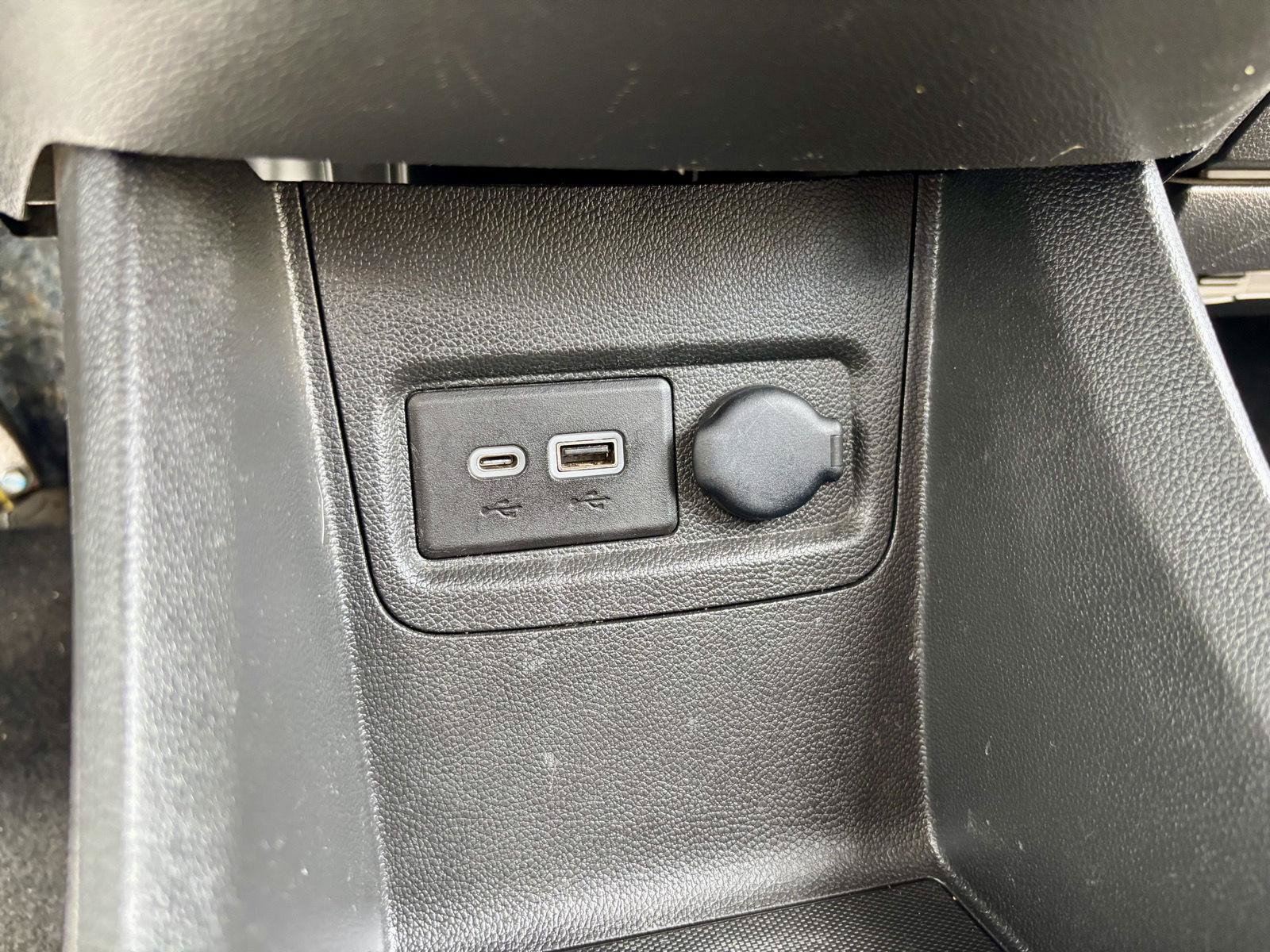 Used 2022 Chevrolet Spark LT FWD image 30