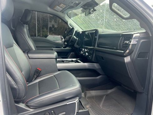 Used 2024 Ford F250 Lariat AWD/4WD image 19