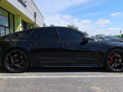Used 2024 Audi RS 7 Performance w/ Matte Carbon Package AWD/4WD image 9