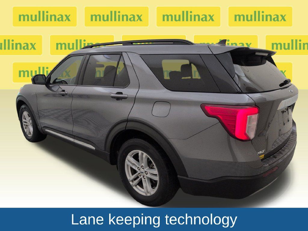 Used 2021 Ford Explorer XLT w/ Equipment Group 202A RWD image 8